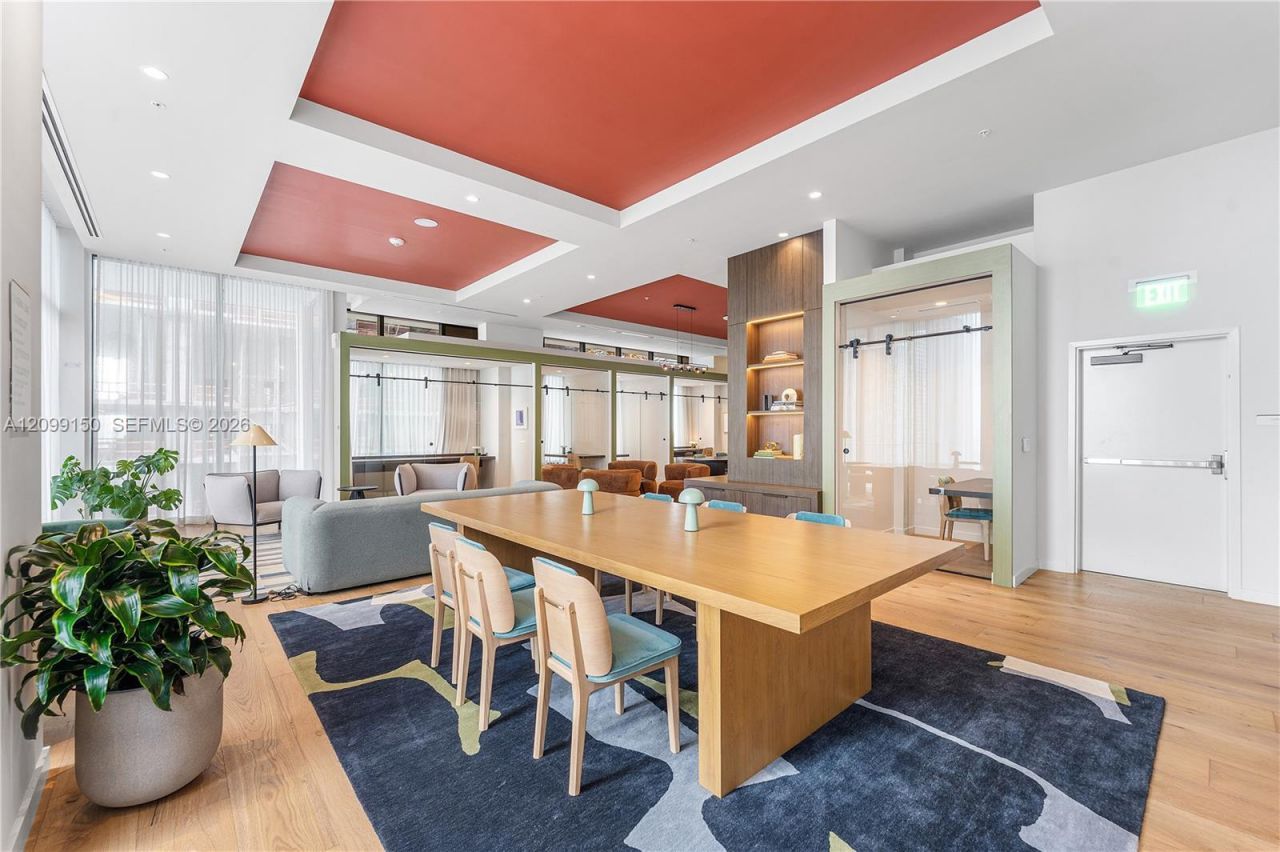 11 NE 6th St, Unit 1702, Miami, FL 33132 Photo