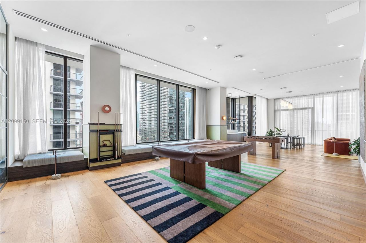 11 NE 6th St, Unit 1702, Miami, FL 33132 Photo