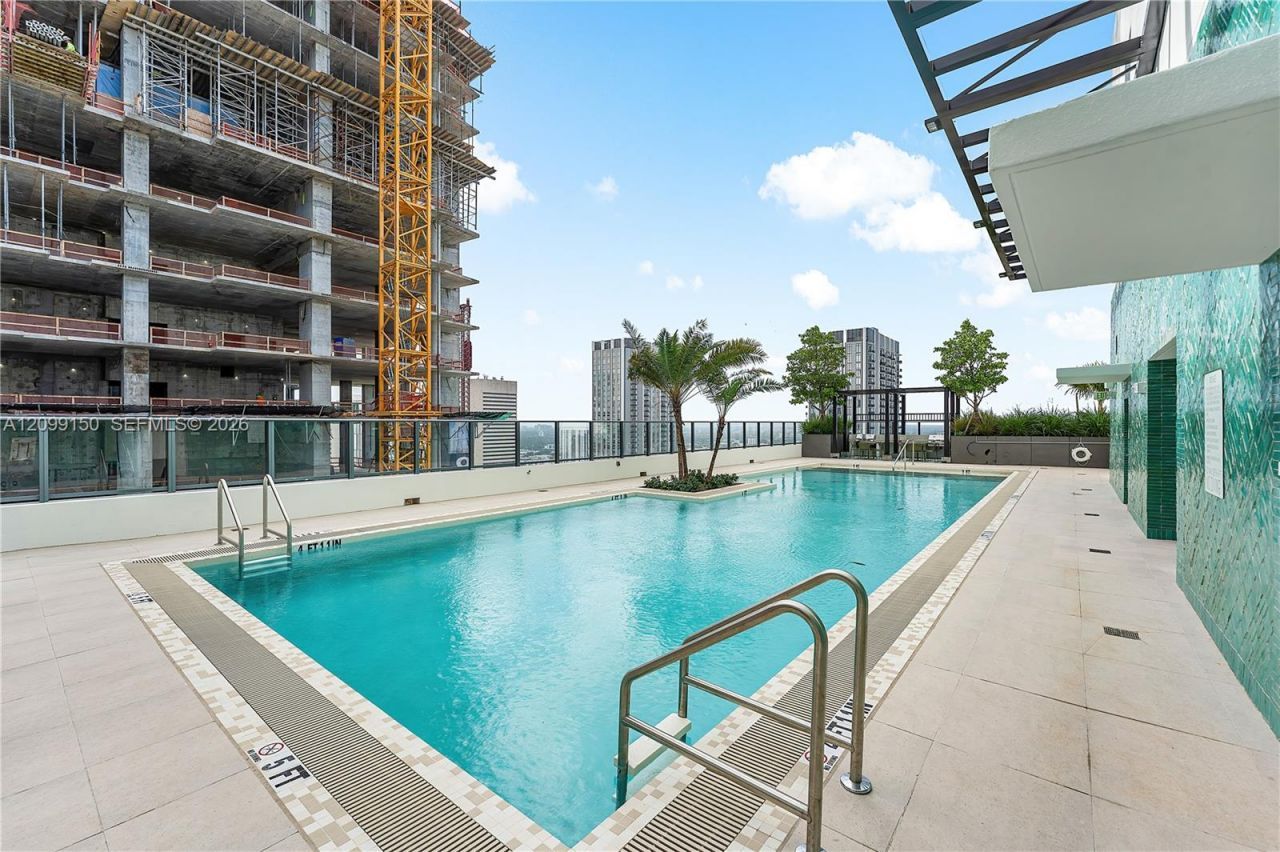 11 NE 6th St, Unit 1702, Miami, FL 33132 Photo