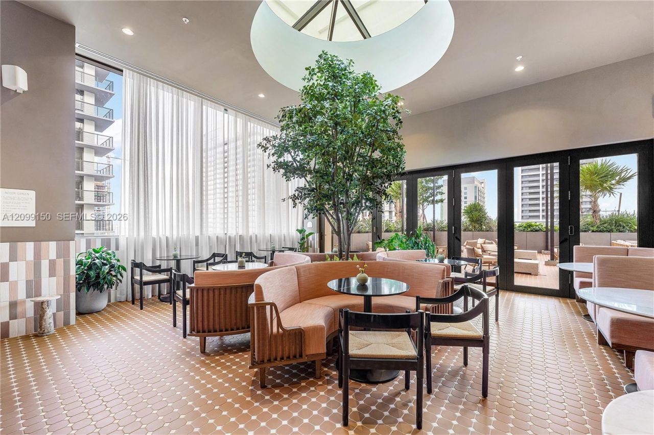 11 NE 6th St, Unit 1702, Miami, FL 33132 Photo