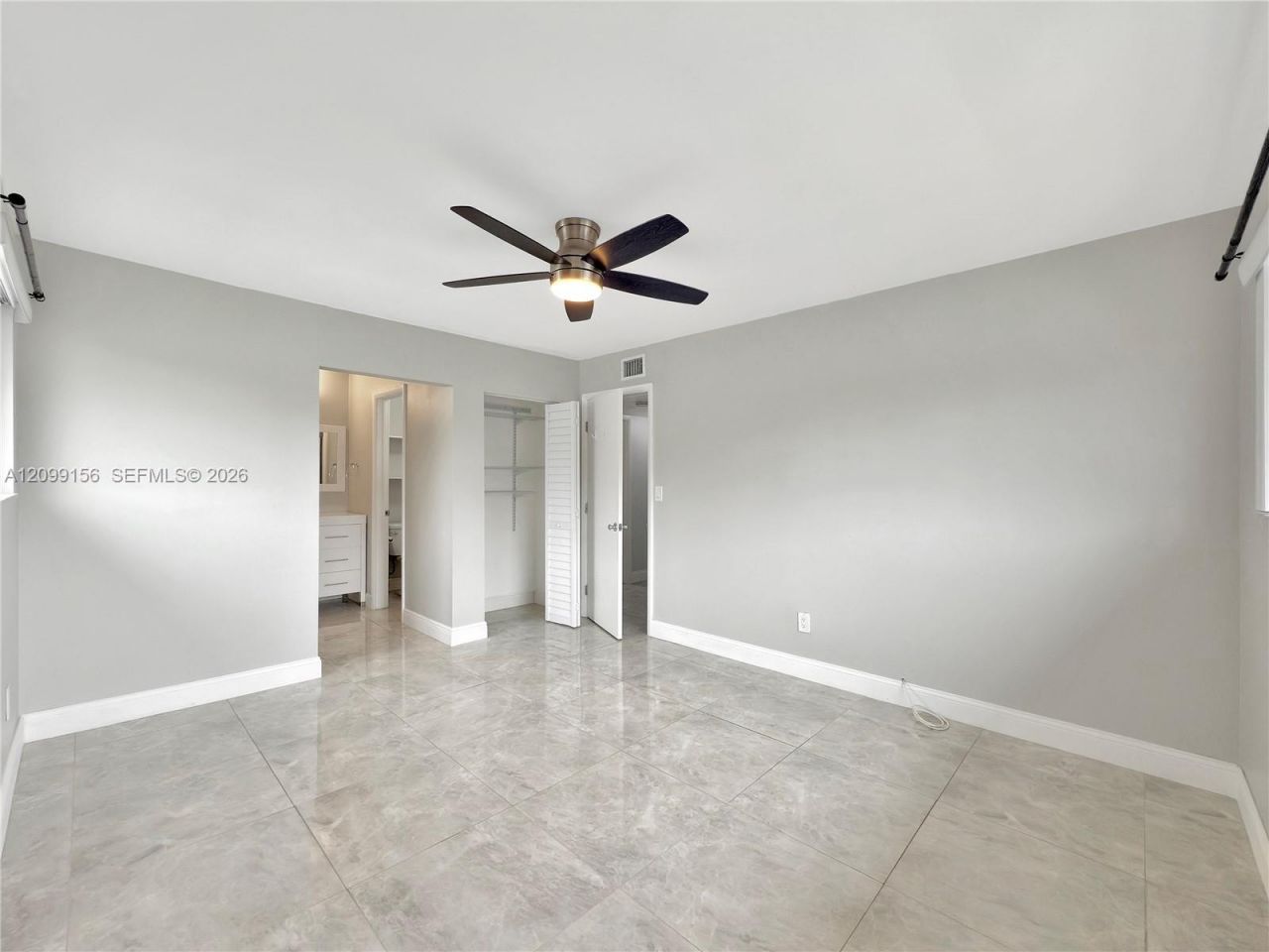 9721 Hammocks Blvd , Unit 201, Miami, FL 33196 Photo