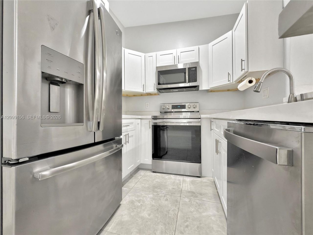 9721 Hammocks Blvd , Unit 201, Miami, FL 33196 Photo