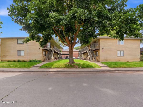 6119 N Colton St , Spokane, WA 99208