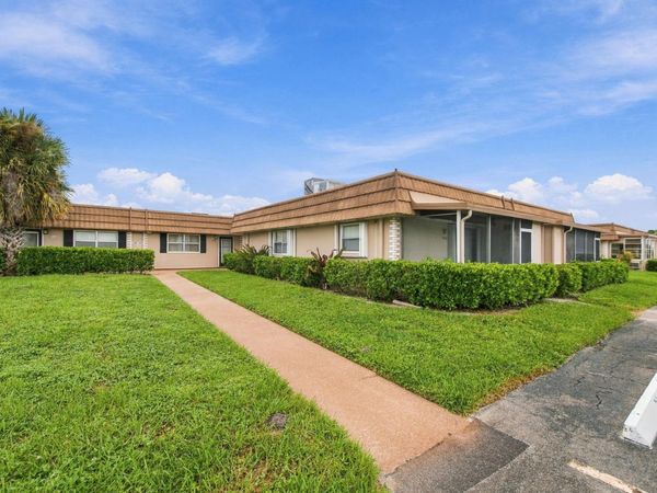 334 Seville N, Delray Beach, FL 33446