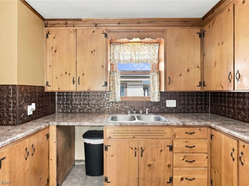816 N 12th Street, Cambridge, OH 43725 Photo 15
