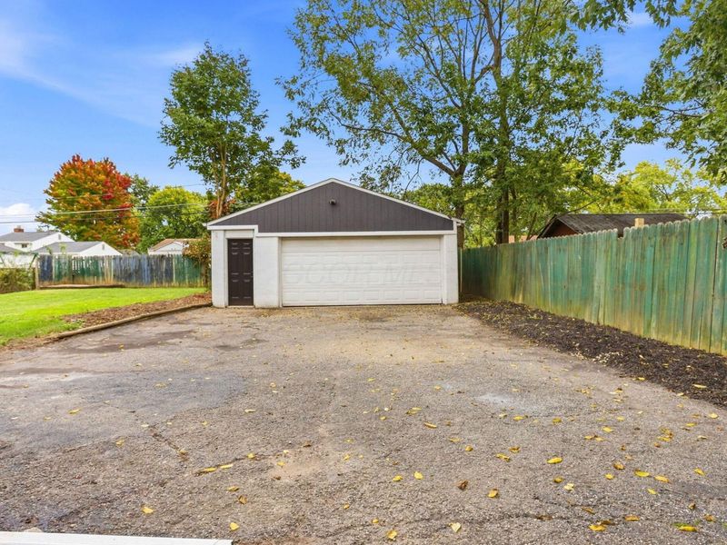 3328 Everson Road E, Columbus, OH 43232 Photo 39