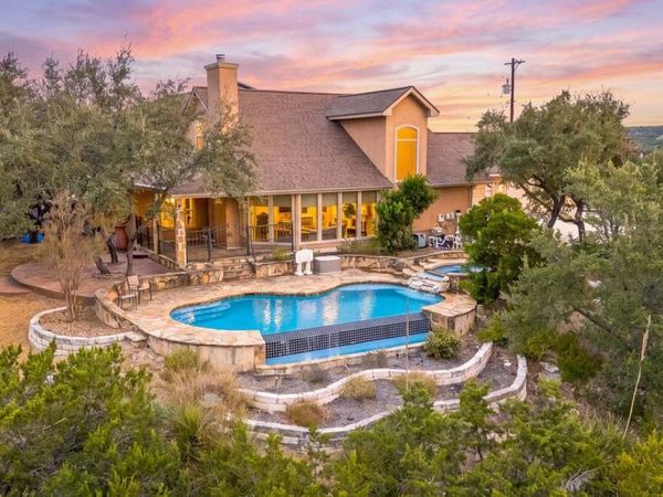 719 Backdrop, San Antonio, TX 78260