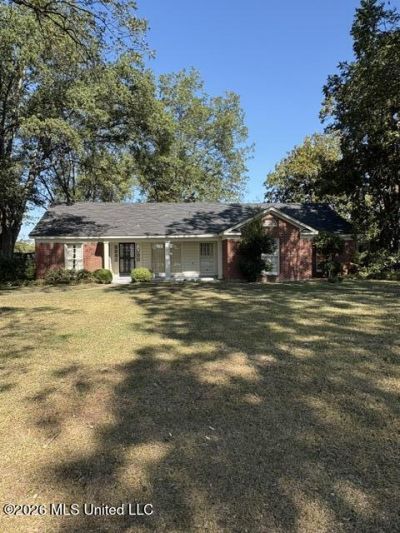 301 Florence Avenue, Clarksdale, MS 38614 Main Photo