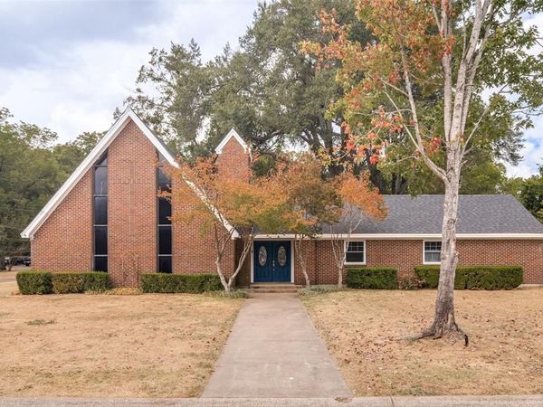 401 N Main Street, Bogata, TX 75417