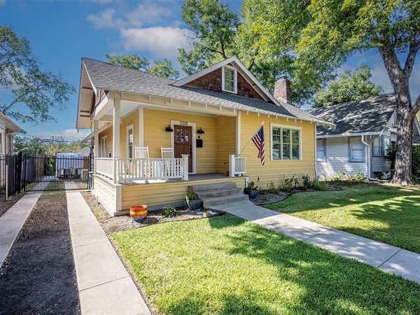 1604 S Adams Street, Fort Worth, TX 76104