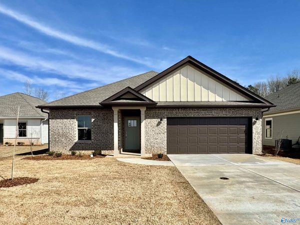7271 SE Maple Creek Drive, Owens Cross Roads, AL 35763