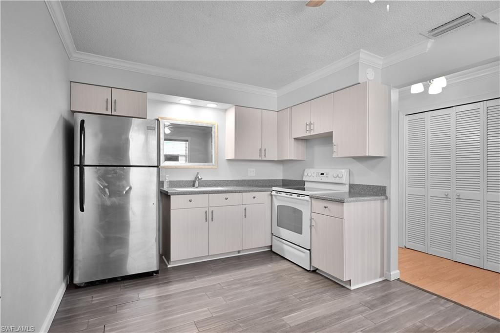 6777 Winkler Rd , Unit 268, Fort Myers, FL 33919 Photo