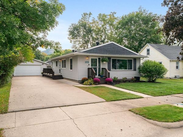 3315 26th STREET S, La Crosse, WI 54601