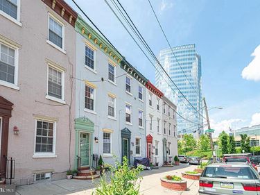 2700 SOUTH STREET, Unit 2706, PHILADELPHIA, PA 19146