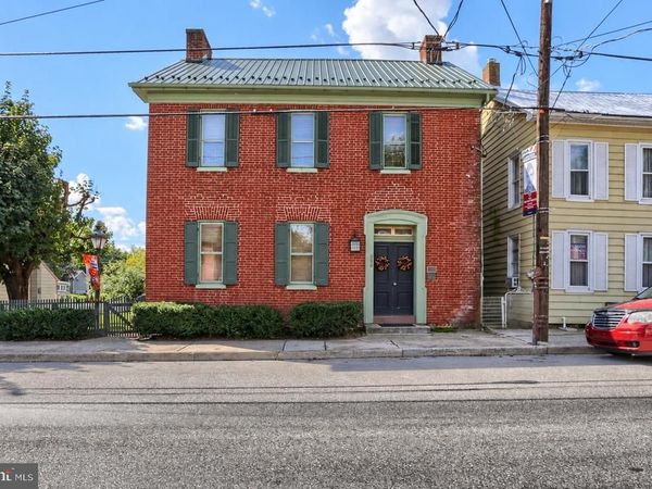 530 W KING STREET, EAST BERLIN, PA 17316