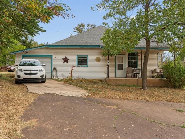 1602 W Oklahoma Avenue, Guthrie, OK 73044