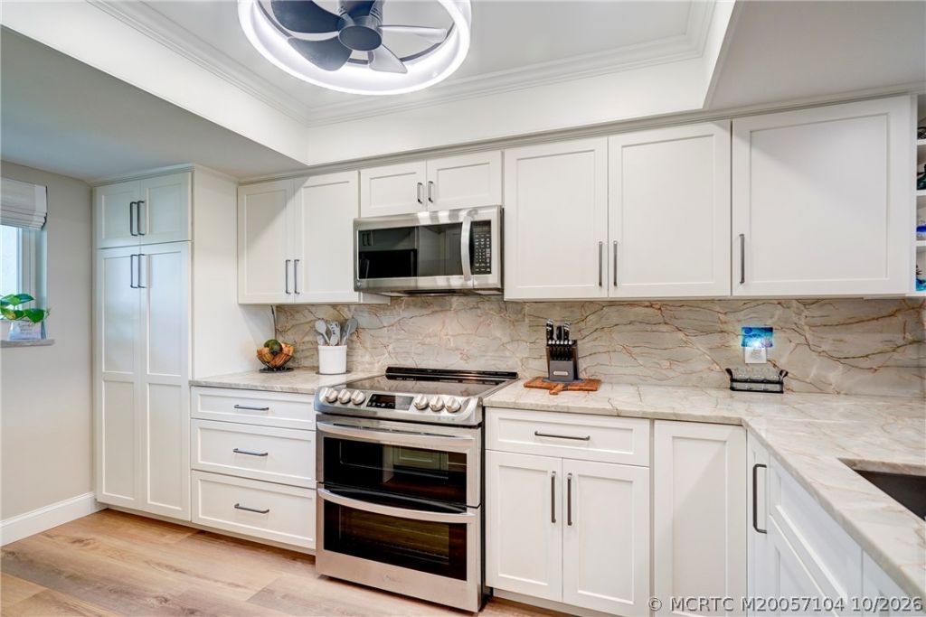 5600 NE Gulfstream Way, Stuart, FL 34996 Photo