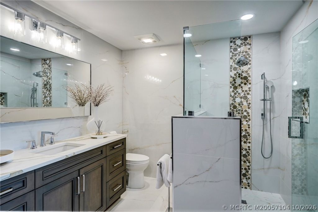 5600 NE Gulfstream Way, Stuart, FL 34996 Photo