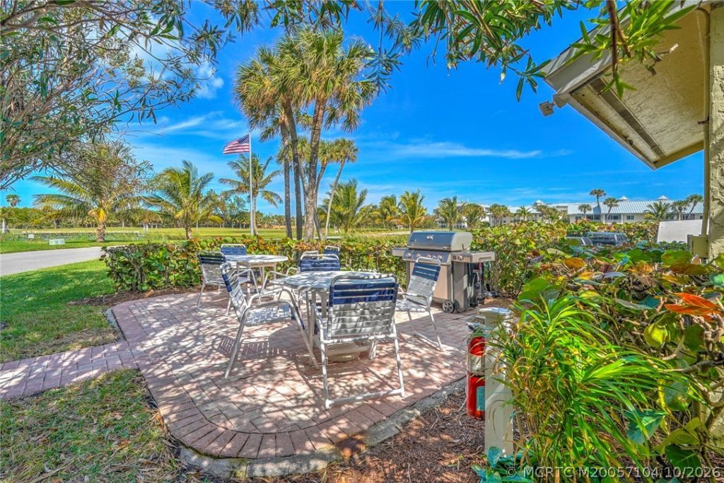 5600 NE Gulfstream Way, Stuart, FL 34996 Photo