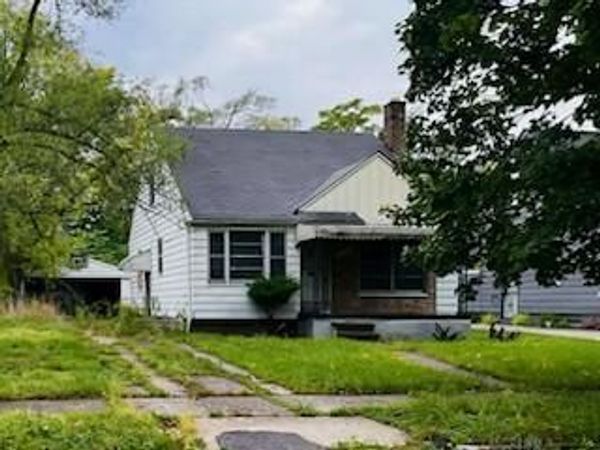 15747 Pierson Street, Detroit, MI 48223