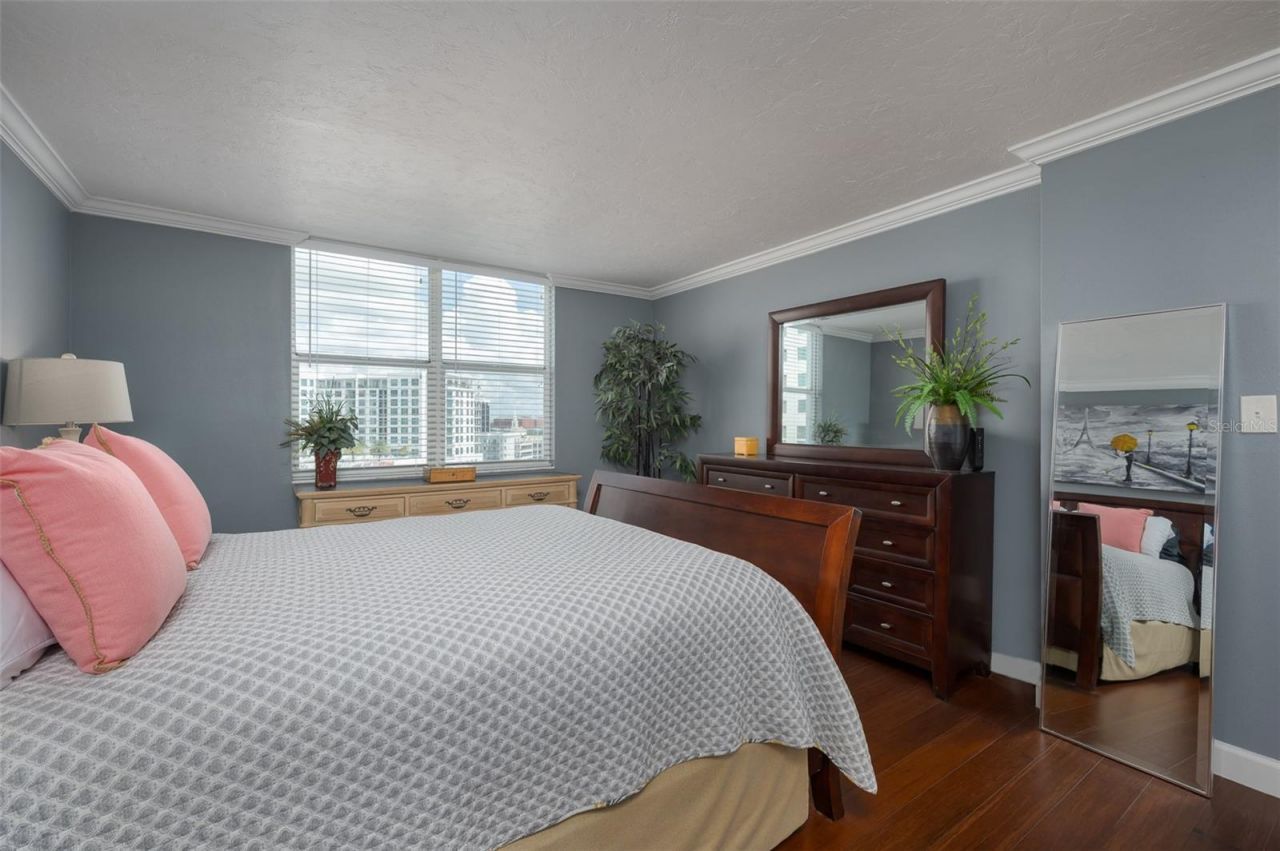 101 S Gulfstream Avenue , Unit 12C, Sarasota, FL 34236 Photo