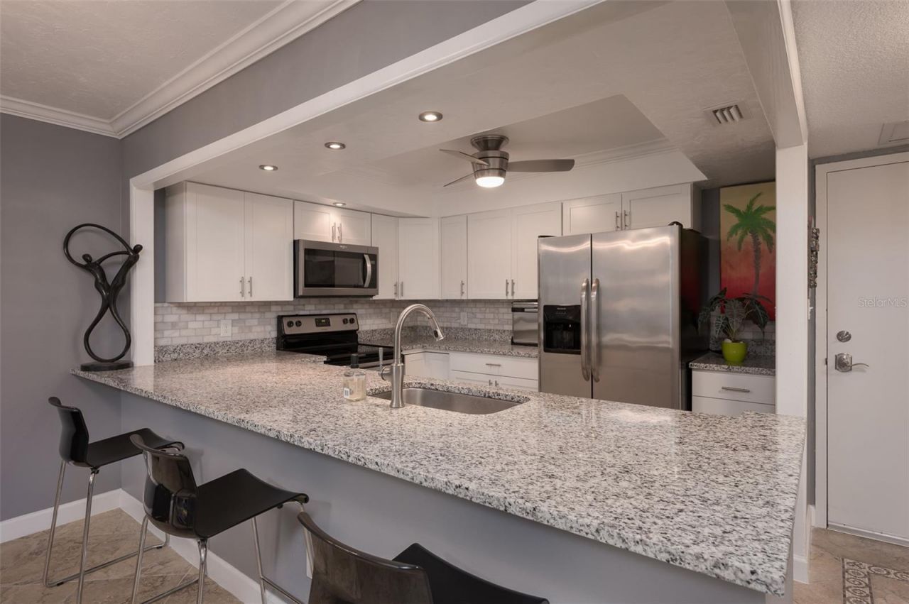 101 S Gulfstream Avenue , Unit 12C, Sarasota, FL 34236 Photo