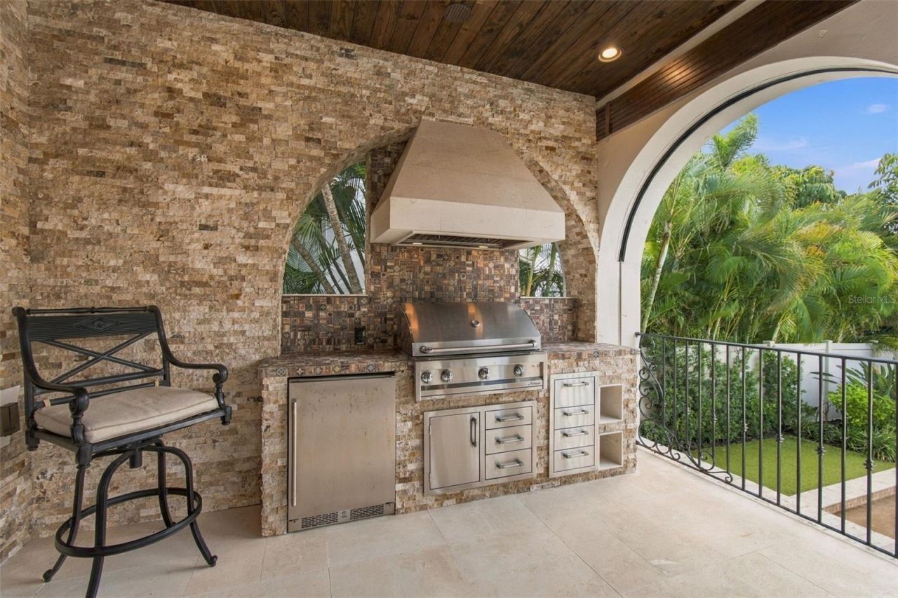 58 Martinique Avenue, Unit 1/2, Tampa, FL 33606 Photo