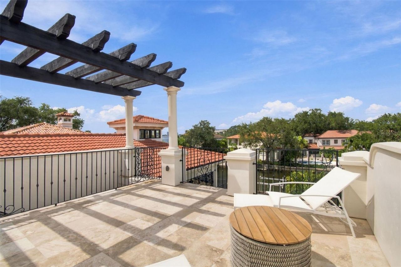 58 Martinique Avenue, Unit 1/2, Tampa, FL 33606 Photo