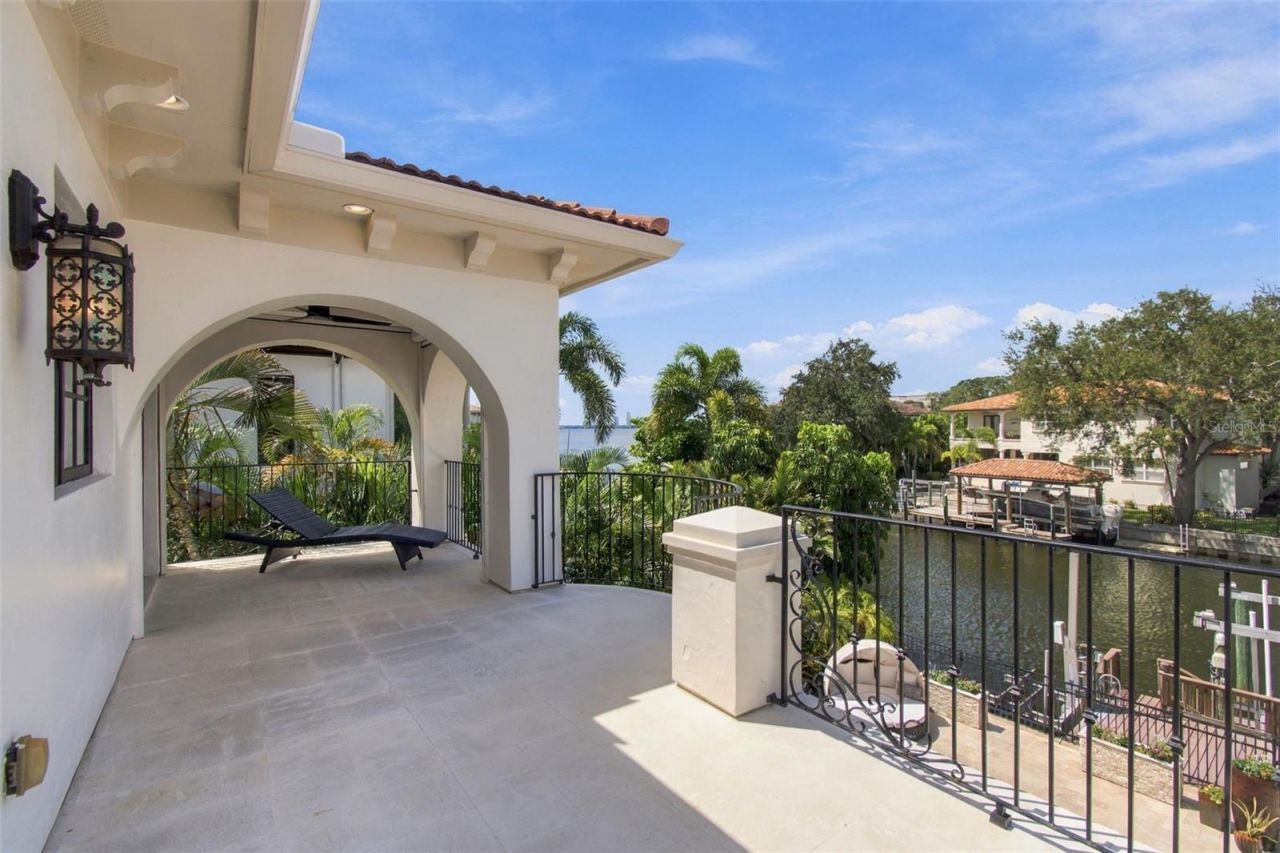 58 Martinique Avenue, Unit 1/2, Tampa, FL 33606 Photo