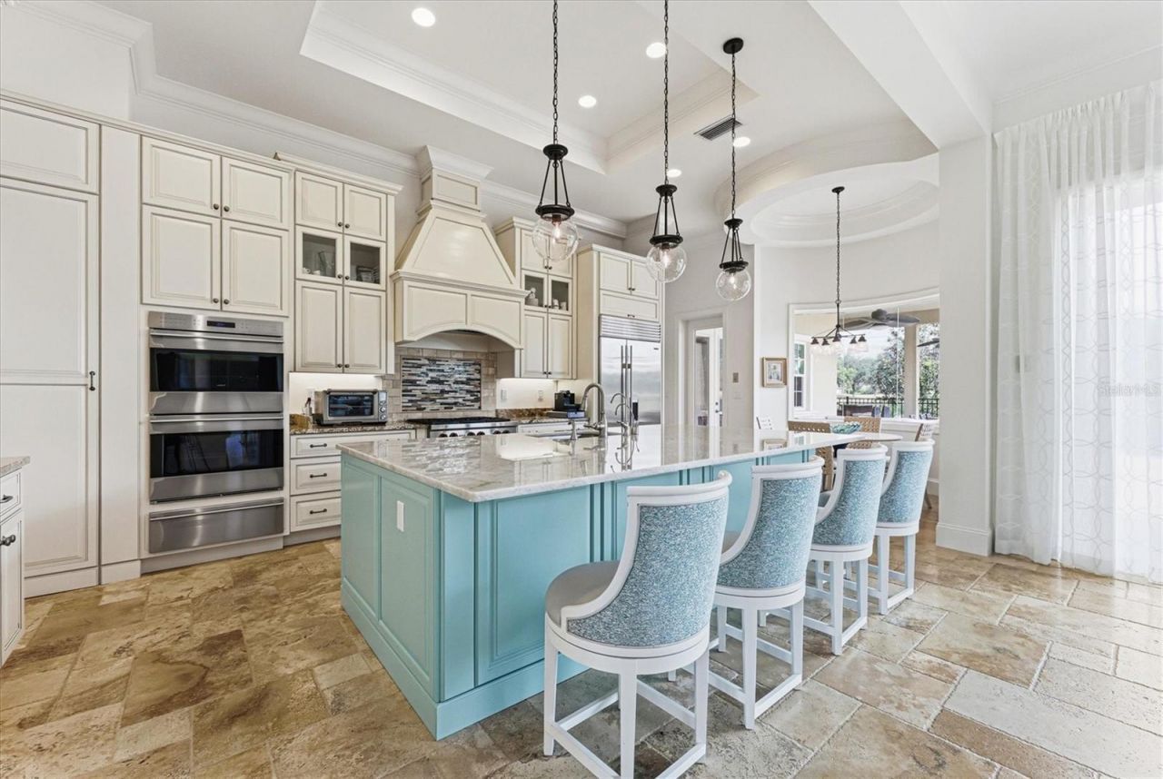 3737 Founders Club Drive, Sarasota, FL 34240 Photo