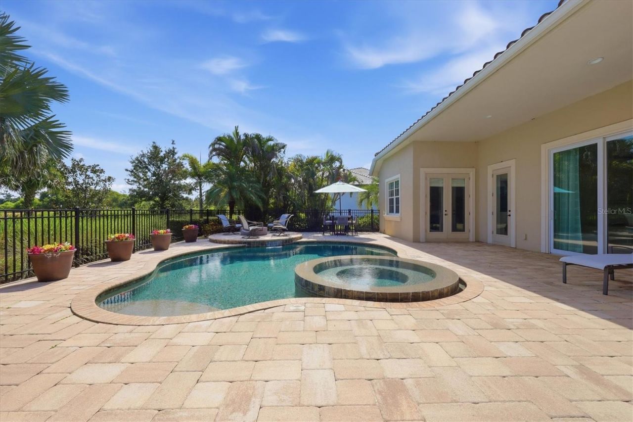 3737 Founders Club Drive, Sarasota, FL 34240 Photo