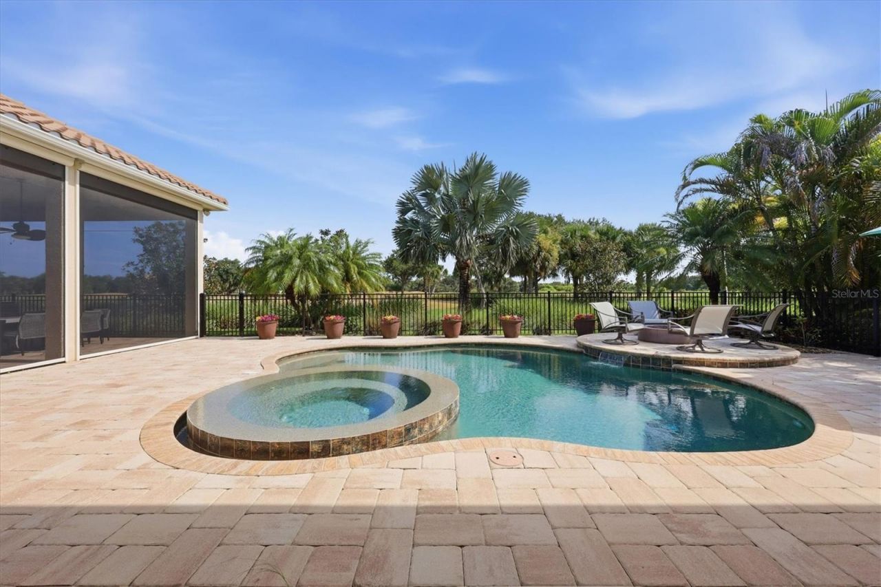 3737 Founders Club Drive, Sarasota, FL 34240 Photo