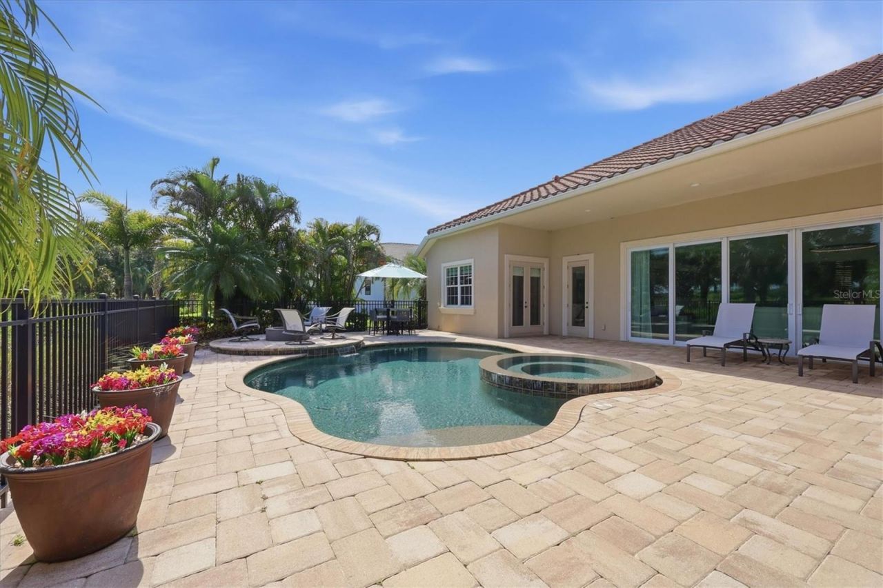 3737 Founders Club Drive, Sarasota, FL 34240 Photo