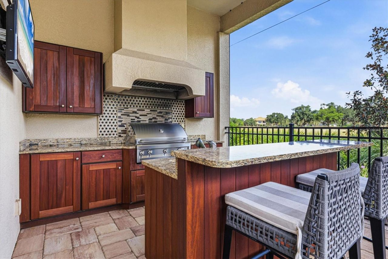 3737 Founders Club Drive, Sarasota, FL 34240 Photo