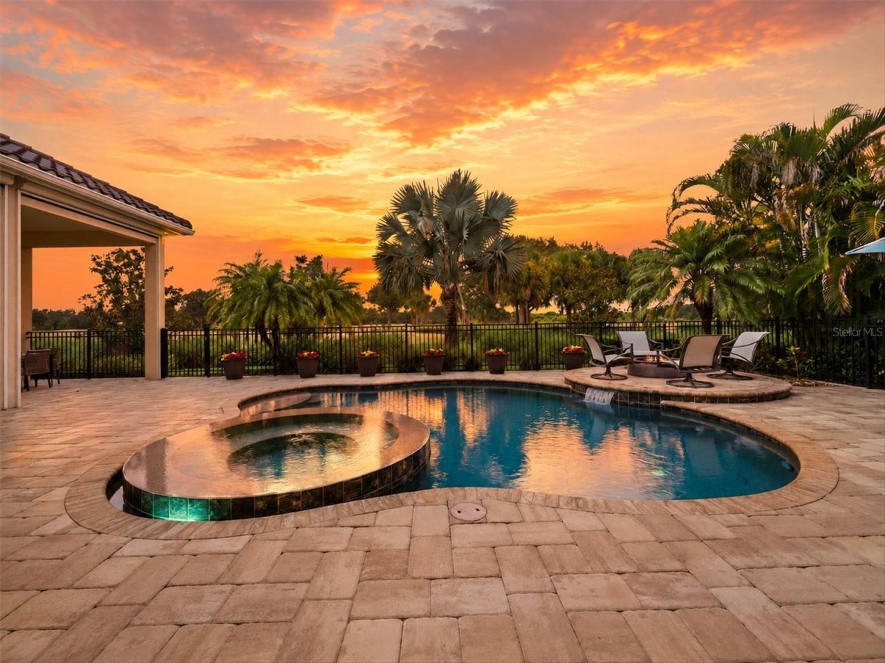 3737 Founders Club Drive, Sarasota, FL 34240 Photo