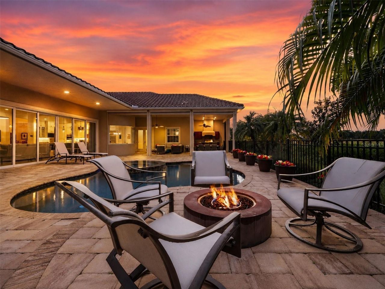 3737 Founders Club Drive, Sarasota, FL 34240 Photo