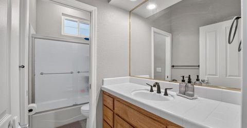 3032 Valasstrada Ct, Carmichael, CA 95608 Photo