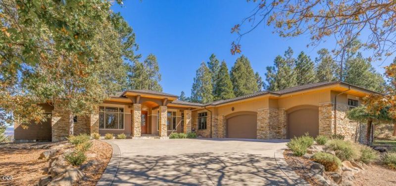 11025 Kestrel Road Klamath Falls, OR 97601
