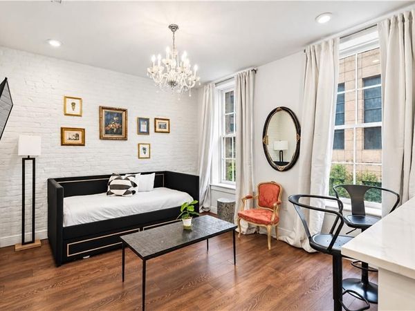 336 CAMP Street, Unit 303, New Orleans, LA 70130