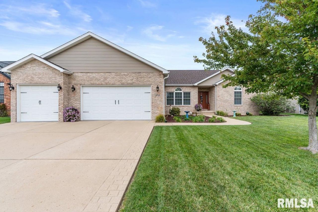 4713 Greenbriar Drive, Springfield, IL 62711 Main Photo