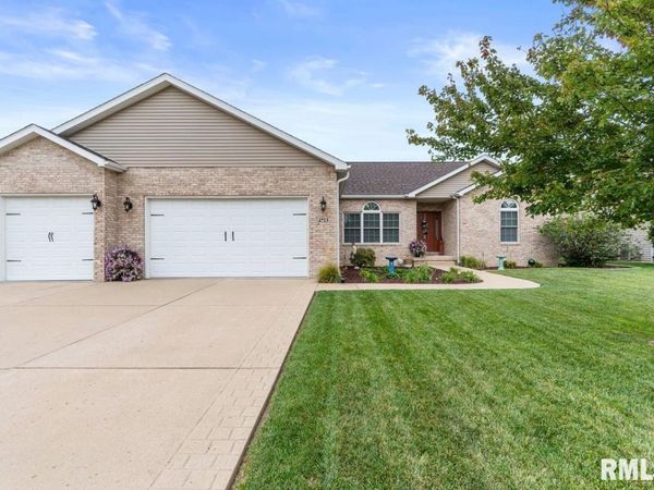 4713 GREENBRIAR Drive, Springfield, IL 62711