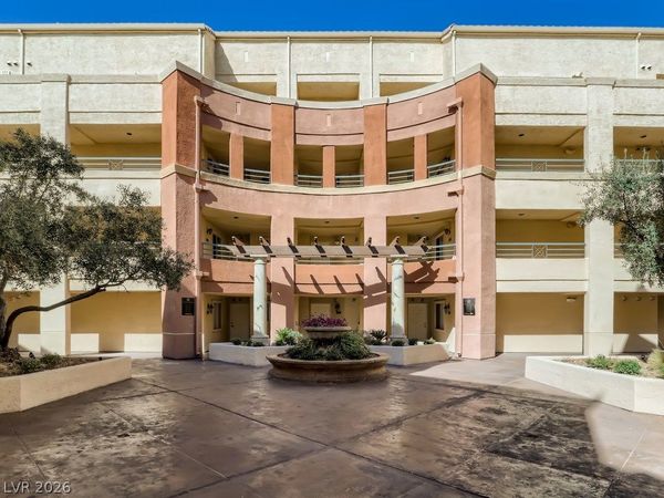 260 E Flamingo Road , Unit 220, Las Vegas, NV 89169