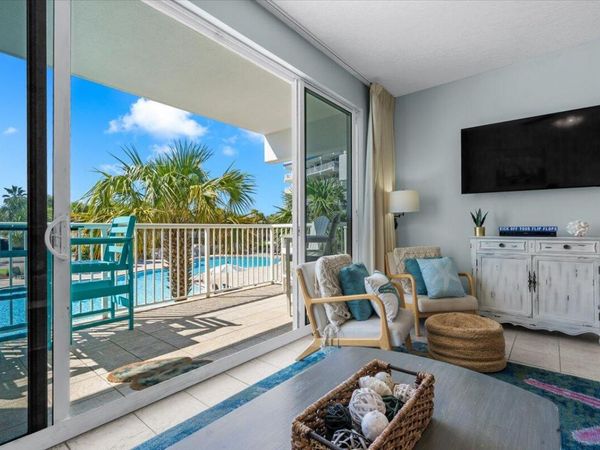 1515 SE Miracle Strip Parkway, Unit 205, Fort Walton Beach, FL 32548
