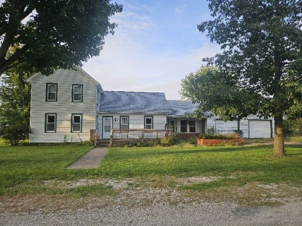 211 W Liberty Street , Joy, IL 61260