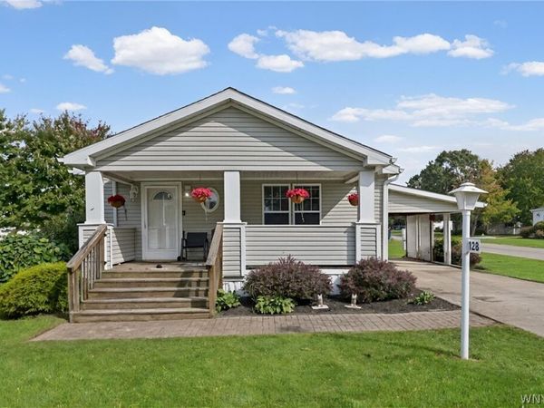 128 Lilac Lane , Arcade, NY 14009