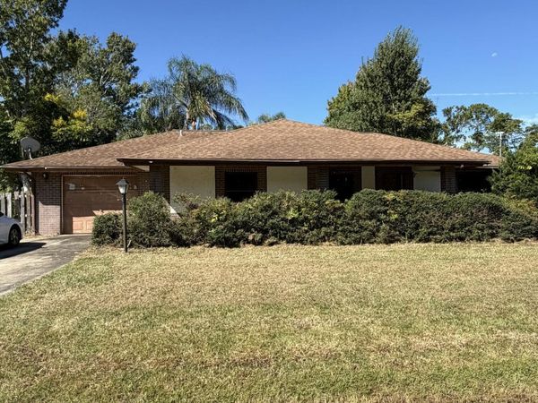 12 Berkshire Lane, Palm Coast, FL 32137