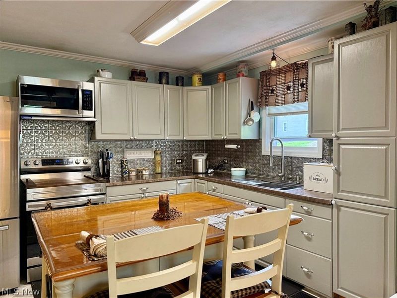 1207 N 9th Street, Martins Ferry, OH 43935 Photo 13