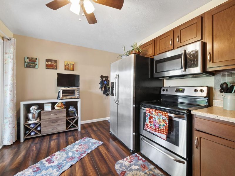 5142 Rutledge Drive S, Columbus, OH 43232 Photo 13