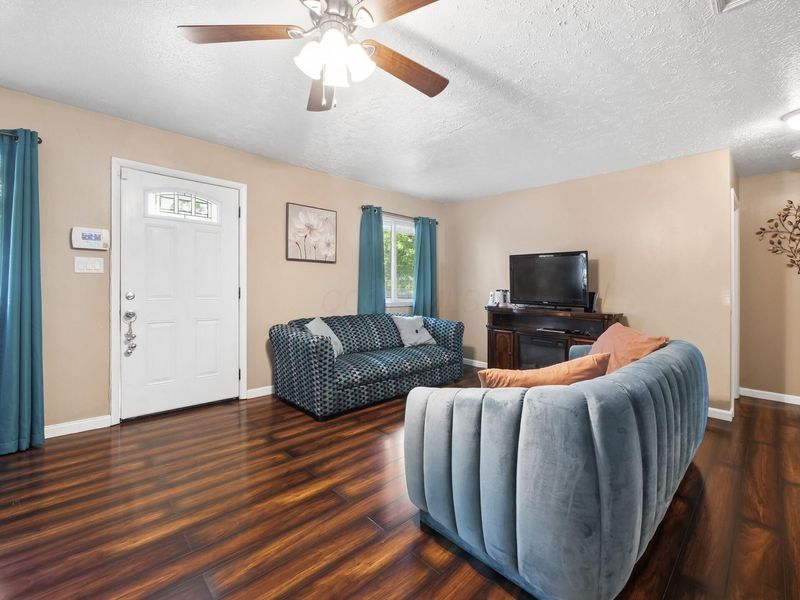 5142 Rutledge Drive S, Columbus, OH 43232 Photo 4