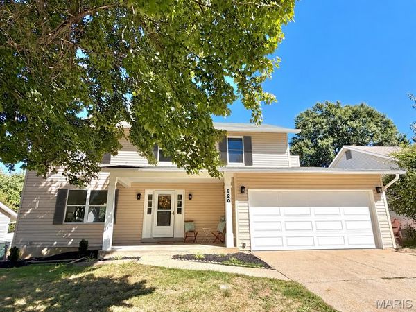 920 Blake Court, St Peters, MO 63376